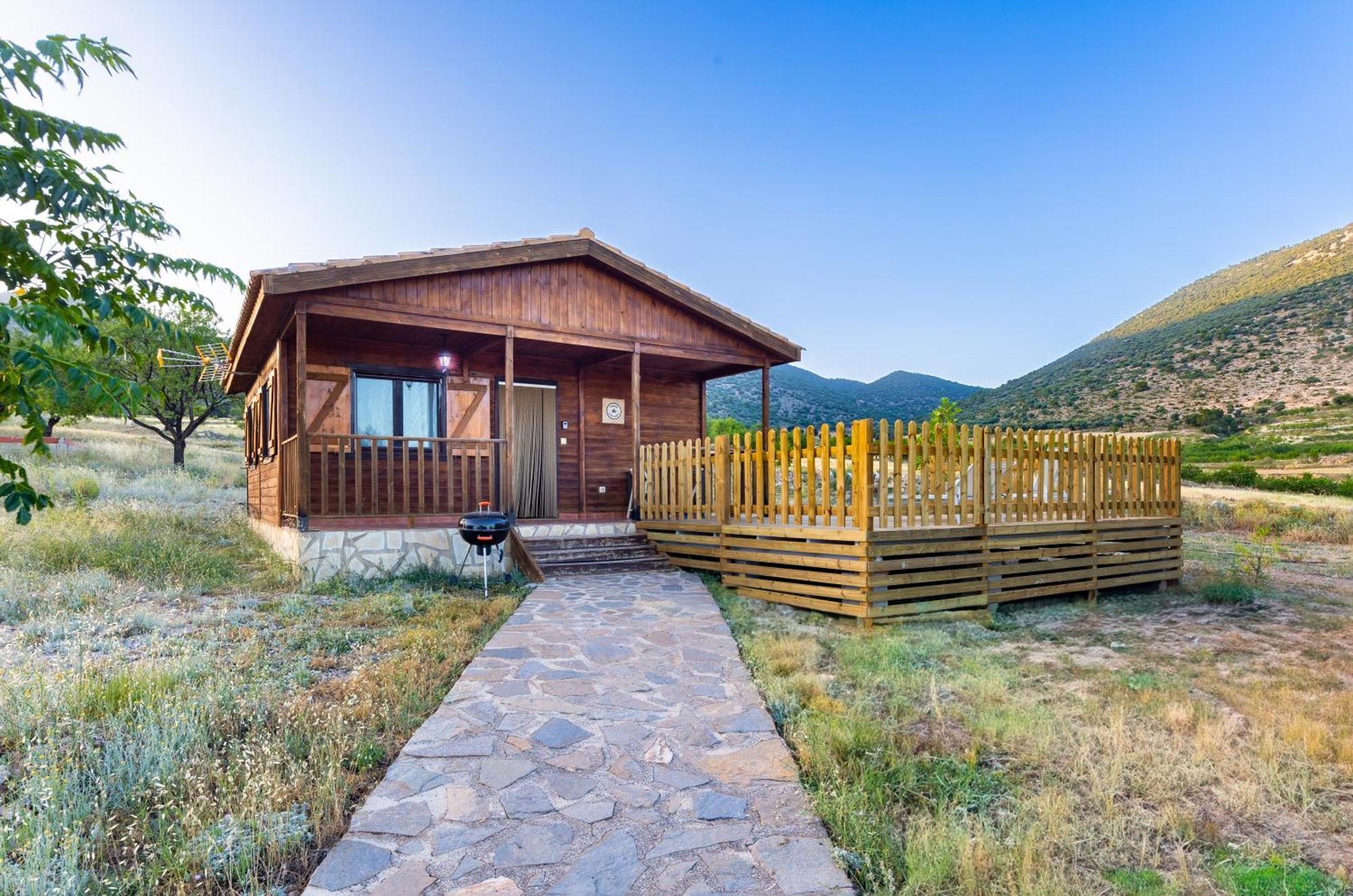 Aldea Los Odres - Cabanas De Madera De 1ª Con Piscina Privada Y Bbq En La Puerta Moratalla  Dış mekan fotoğraf